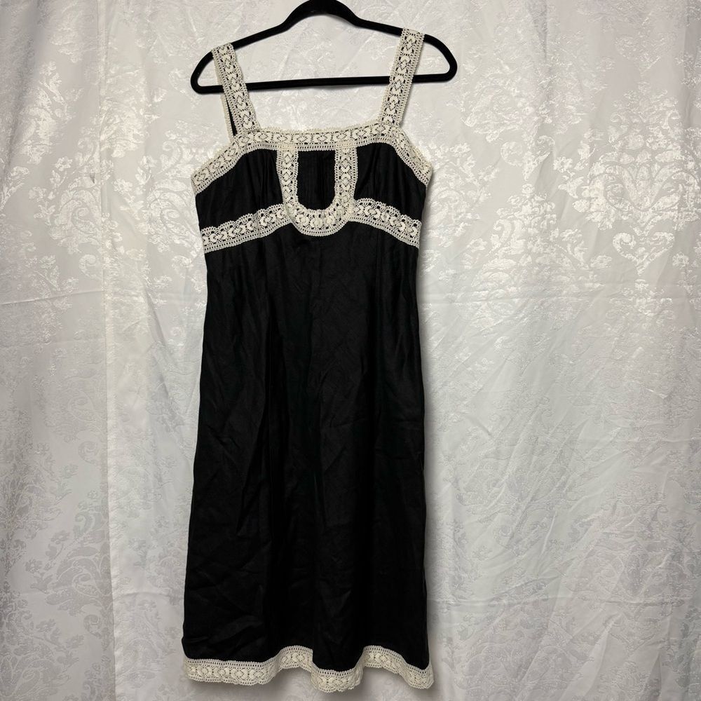 ⭐️Ann Taylor LOFT Black Dress with Lace‎ Size 10